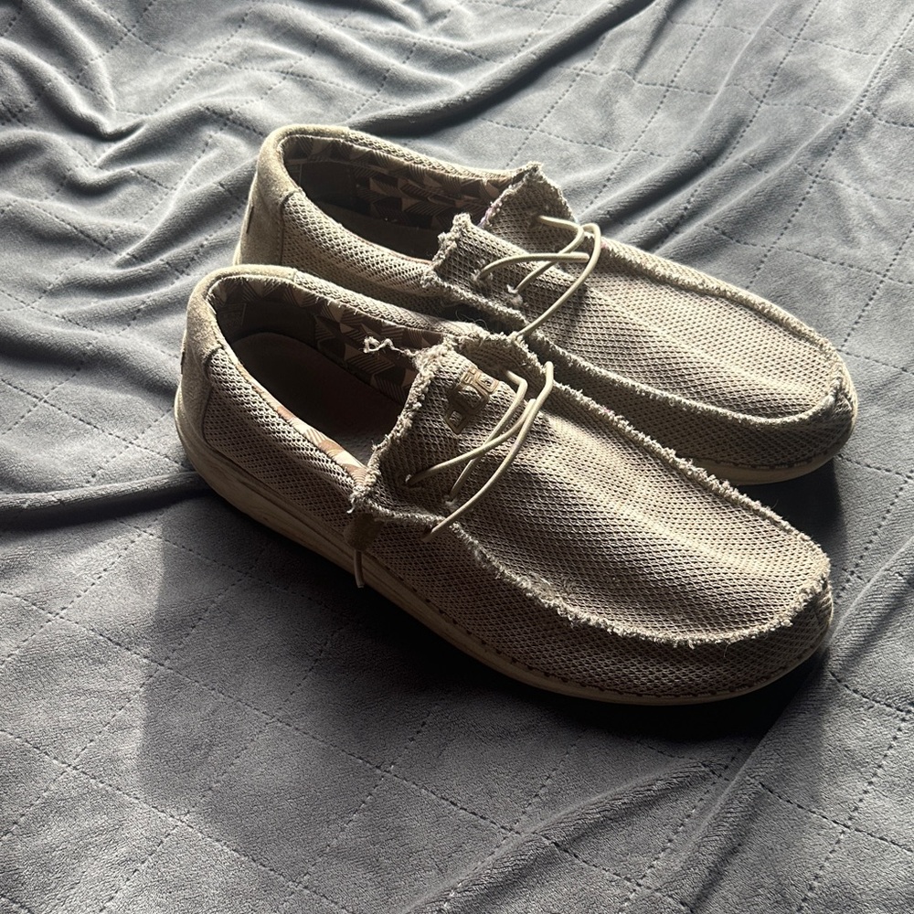 Hey Dude Beige Loafers for Men - Picture 1 of 6